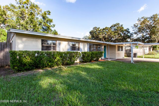 2233 LA VALLE Drive, Jacksonville, FL 32210
