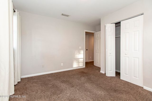 2233 LA VALLE Drive, Jacksonville, FL 32210