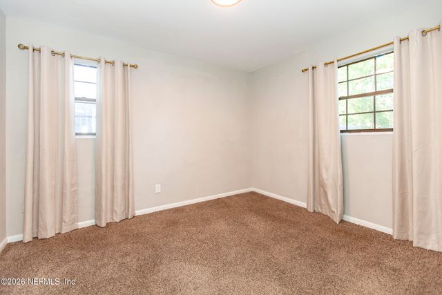 2233 LA VALLE Drive, Jacksonville, FL 32210