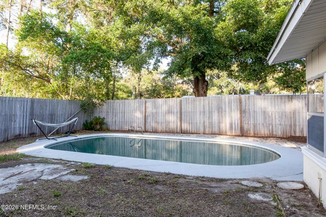 2233 LA VALLE Drive, Jacksonville, FL 32210