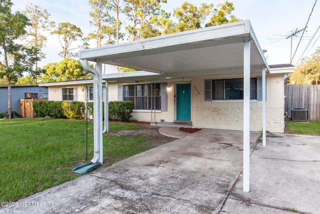 2233 LA VALLE Drive, Jacksonville, FL 32210