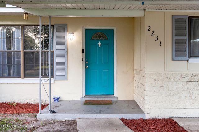2233 LA VALLE Drive, Jacksonville, FL 32210