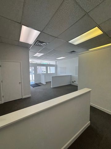 2008 W Chicago Avenue, Chicago, IL 60622