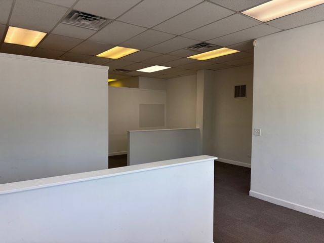 2008 W Chicago Avenue, Chicago, IL 60622