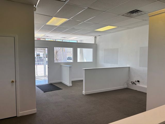 2008 W Chicago Avenue, Chicago, IL 60622