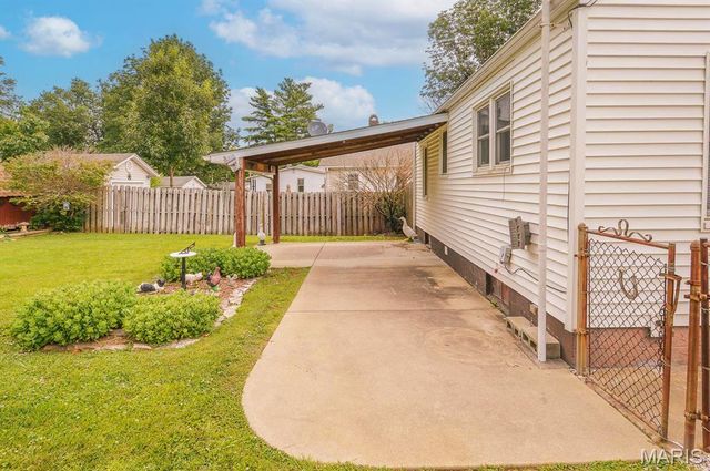 3518 Oscar Avenue, Alton, IL 62002