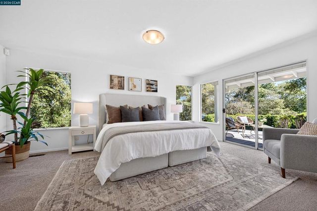 157 Fernwood Dr, Moraga, CA 94556