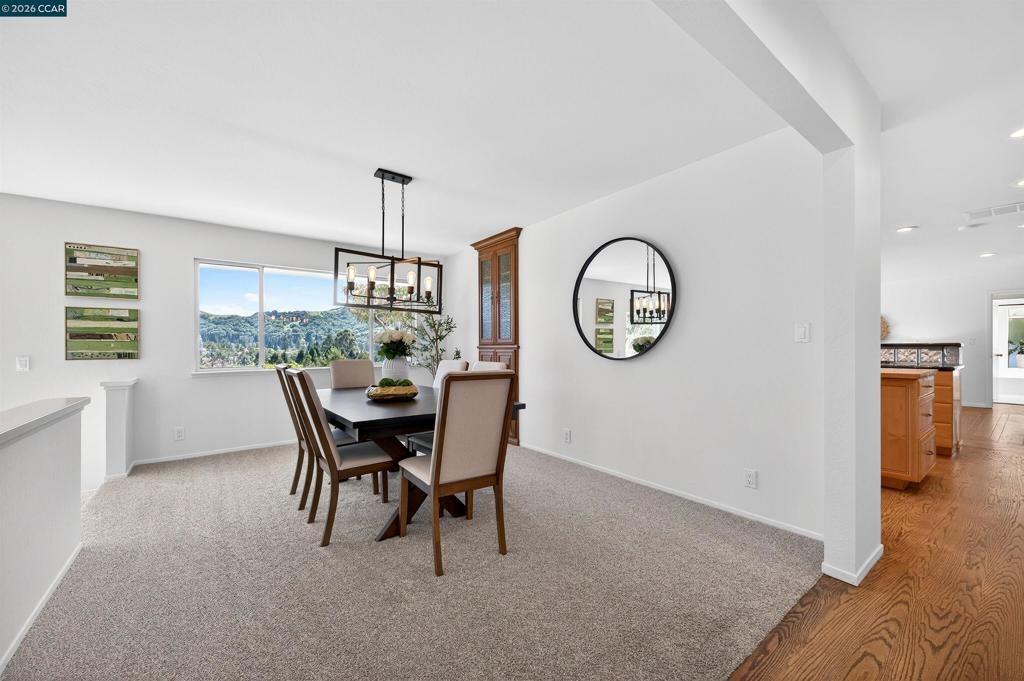 Image 6 of property listing at 157 Fernwood Dr, Moraga, CA 94556