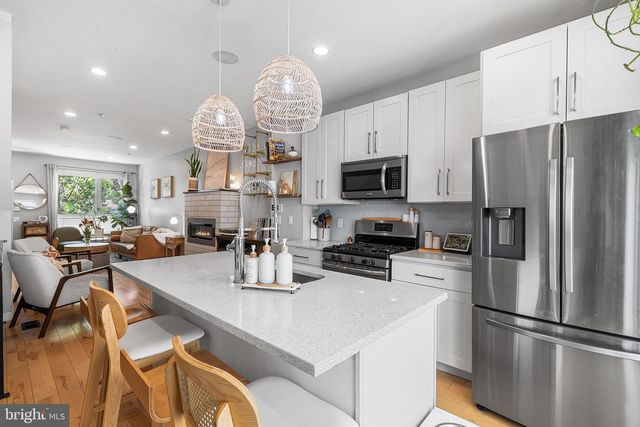 1204 S BUCKNELL ST, Philadelphia, PA 19146