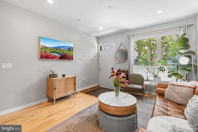 1204 S BUCKNELL ST, Philadelphia, PA 19146