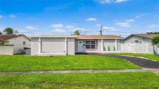 8531 NW 25th Street, Sunrise, FL 33322