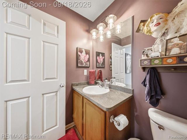 365 Saddlevalley Court, Linden, MI 48451