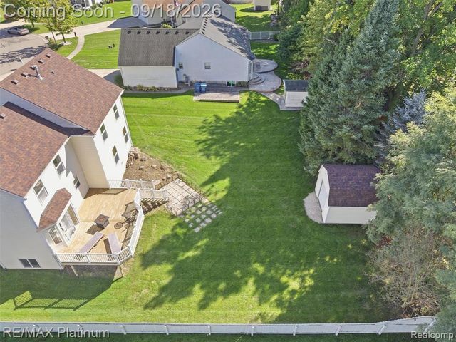 365 Saddlevalley Court, Linden, MI 48451