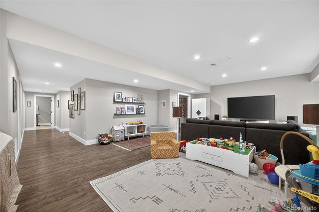 10107 Tall Oaks Street, Parker, CO 80134