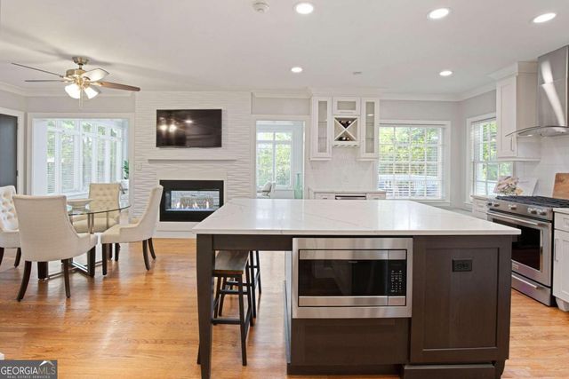 1250 Oakdale Road NE, Atlanta, GA 30307