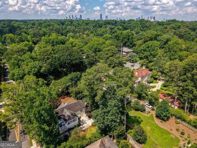 1250 Oakdale Road NE, Atlanta, GA 30307
