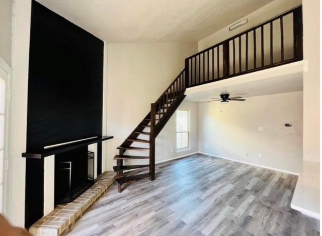 7107 Holly Hill Drive 12, Dallas, TX 75231