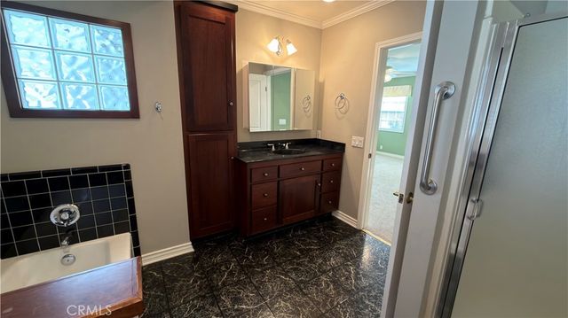 5535 E Mezzanine Way E, Long Beach, CA 90808