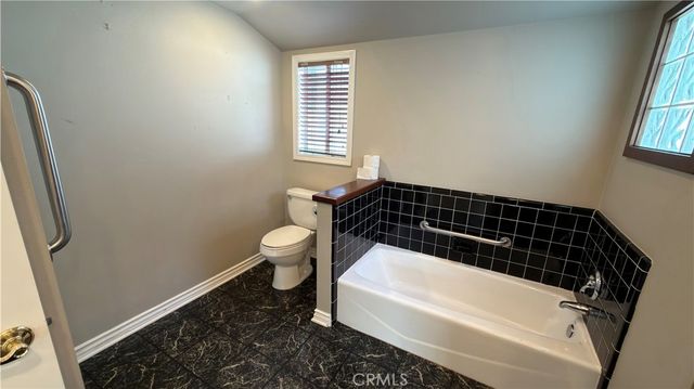 5535 E Mezzanine Way E, Long Beach, CA 90808