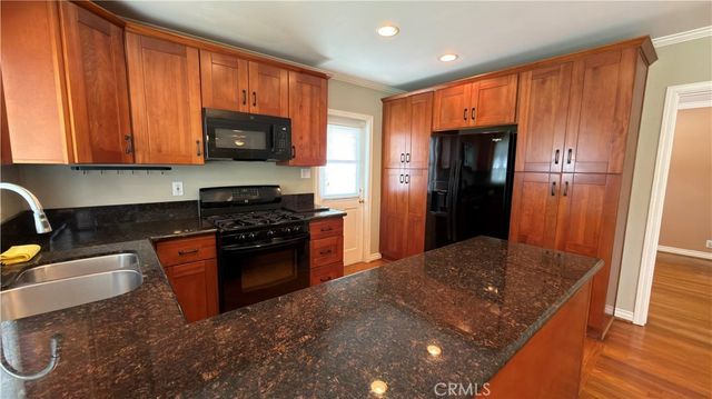 5535 E Mezzanine Way E, Long Beach, CA 90808