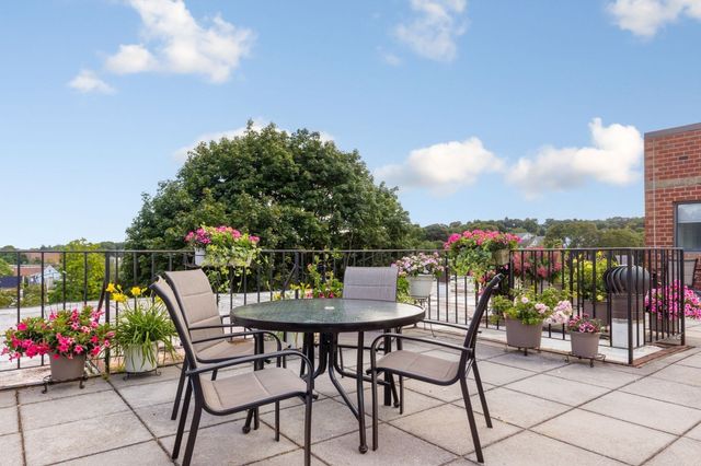 975 Massachusetts Avenue 108, Arlington, MA 02476