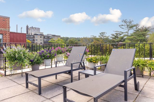 975 Massachusetts Avenue 108, Arlington, MA 02476
