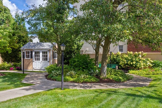 975 Massachusetts Avenue 108, Arlington, MA 02476