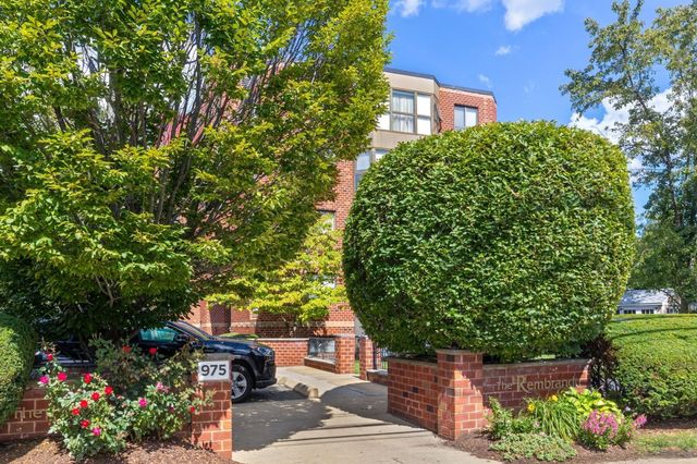 975 Massachusetts Avenue 108, Arlington, MA 02476