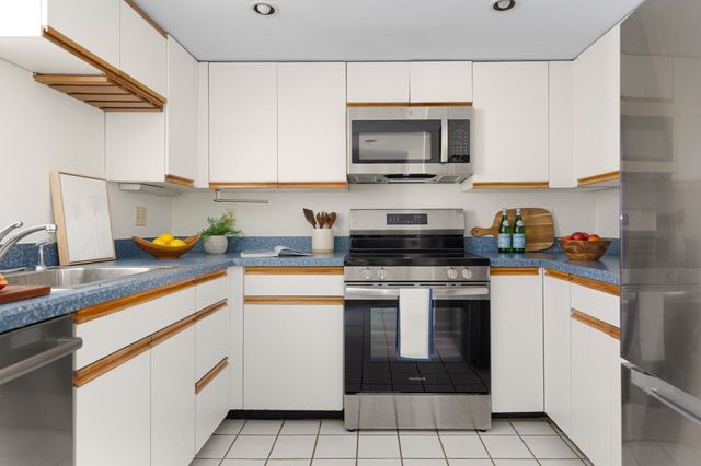 975 Massachusetts Avenue 108, Arlington, MA 02476