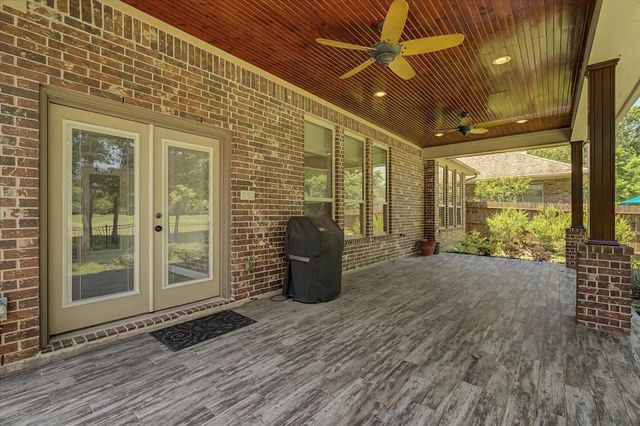 19818 Driver Forest Drive, Porter, TX 77365