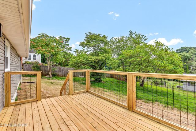 106 Nancy Drive, Clinton, TN 37716