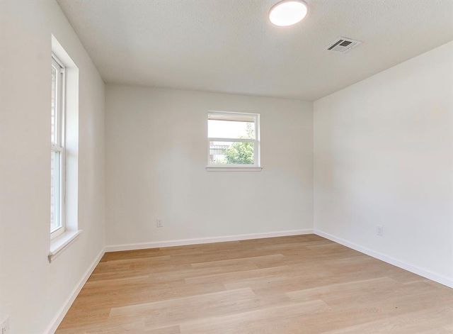 5213 S Bodine Drive, Oklahoma City, OK 73135