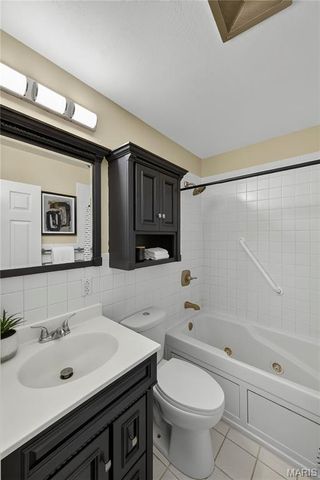 1455 Ranchwood Drive, Florissant, MO 63031