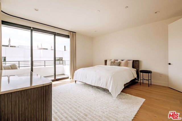 760 N Arthur Road, Los Angeles, CA 90029