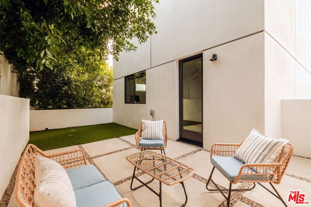 760 N Arthur Road, Los Angeles, CA 90029
