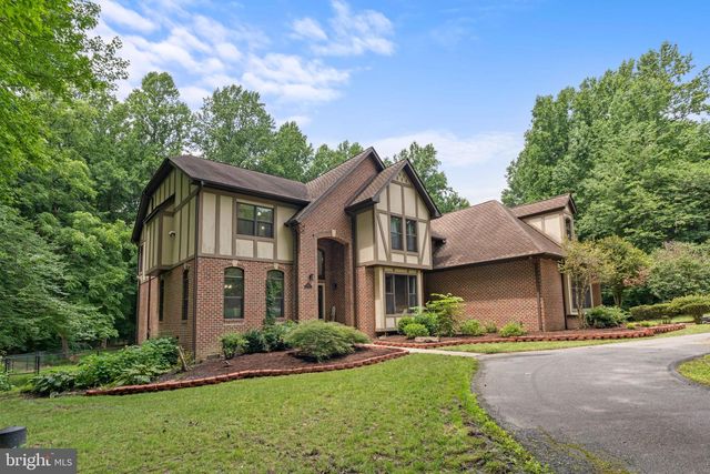 5722 COURTNEY DR, Lothian, MD 20711