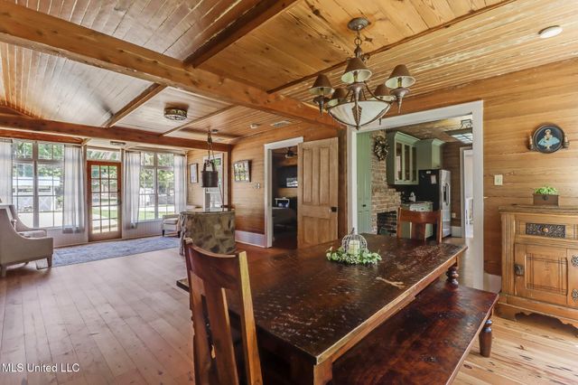 13160 Old Woolmarket Road, Biloxi, MS 39532