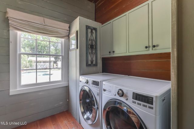 13160 Old Woolmarket Road, Biloxi, MS 39532