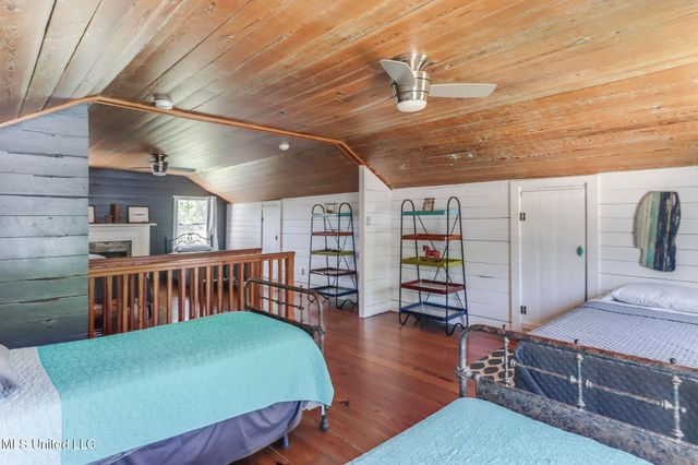 13160 Old Woolmarket Road, Biloxi, MS 39532