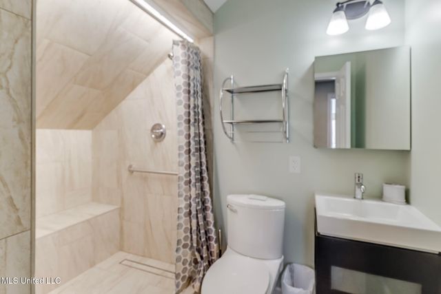 13160 Old Woolmarket Road, Biloxi, MS 39532