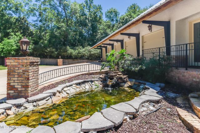 13160 Old Woolmarket Road, Biloxi, MS 39532