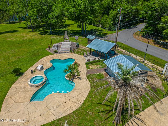 13160 Old Woolmarket Road, Biloxi, MS 39532