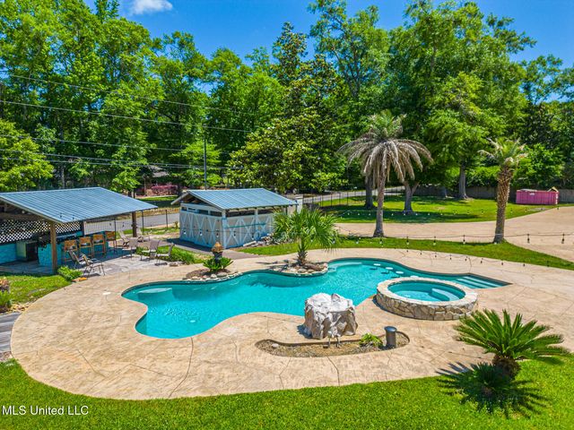13160 Old Woolmarket Road, Biloxi, MS 39532