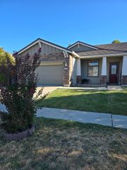 1666 Guildford Way, Plumas Lake, CA 95961