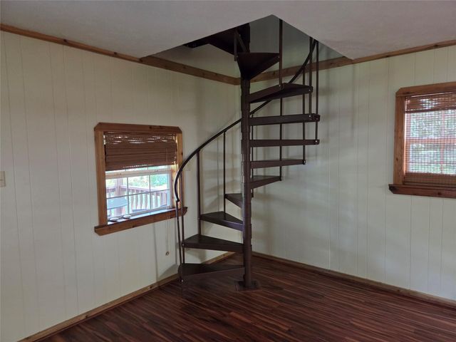 15318 Arrowhead Loop W, Willis, TX 77378