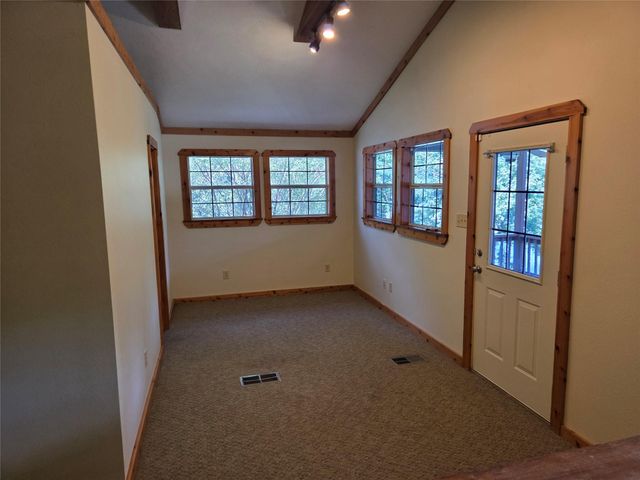 15318 Arrowhead Loop W, Willis, TX 77378