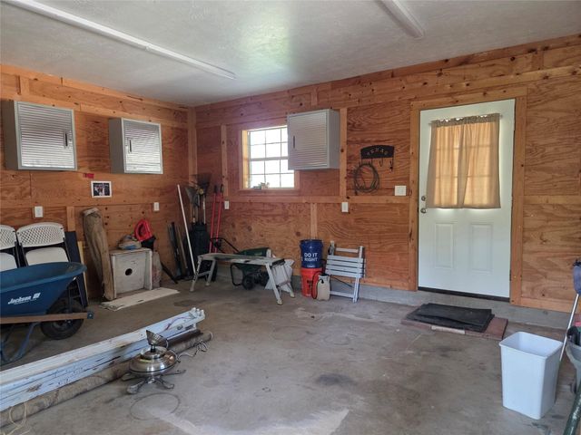 15318 Arrowhead Loop W, Willis, TX 77378