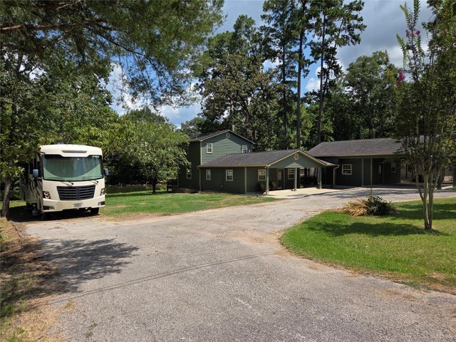 15318 Arrowhead Loop W, Willis, TX 77378