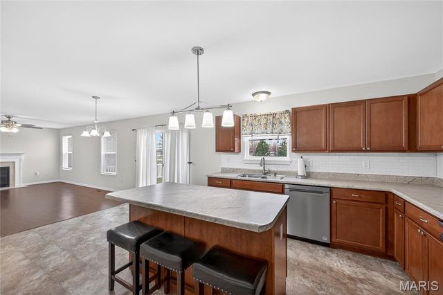 3 Blue Pearl Court, O'fallon, MO 63366