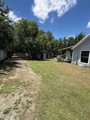 405 Eddies Street, Ponder, TX 76259